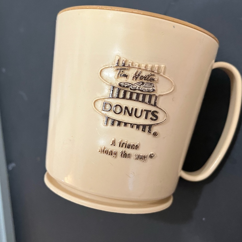 Small Tim Horton Vintage Cream Mug - Picture 2 of 10